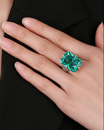 ZIRAVE Jewelry Parra Green Square Diamond Black Gold Ring