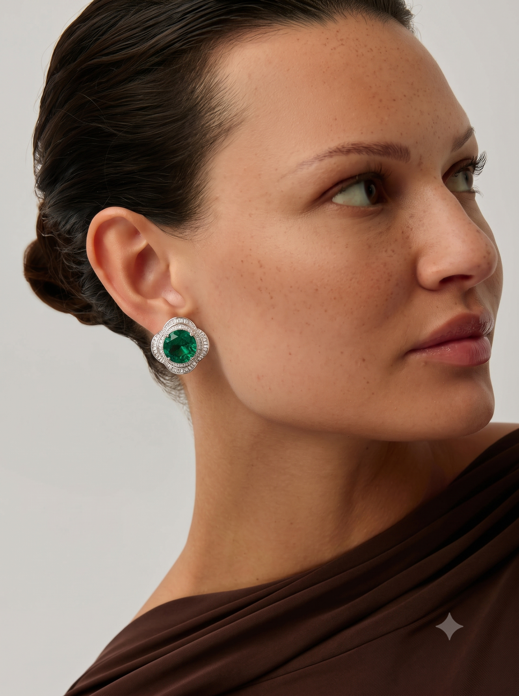 ZIRAVE Jewelry Emerald-Style Clover Halo Earrings