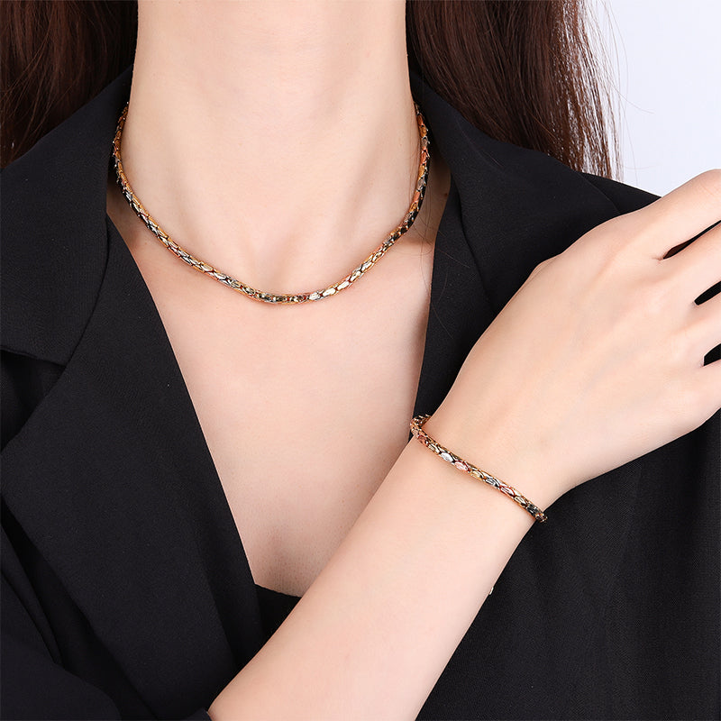 ZIRAVEJewelry Tri‑Color Herringbone Chain Necklace