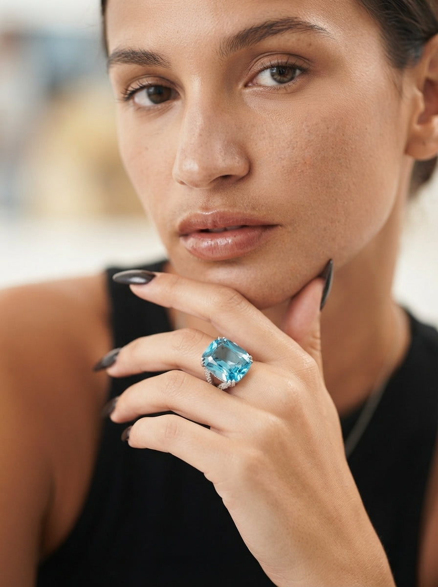 ZIRAVE Jewelry Black & Gold Two-Tone Blue & White Diamond Halo Ring
