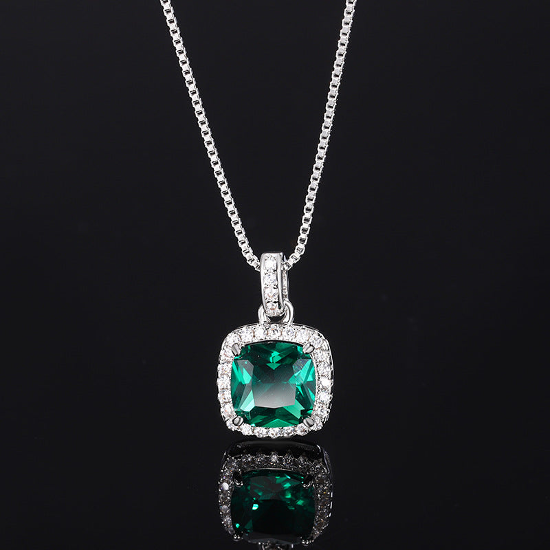 ZIRAVE Jewelry Women's Vintage Imitation Emerald Minimalist Necklace